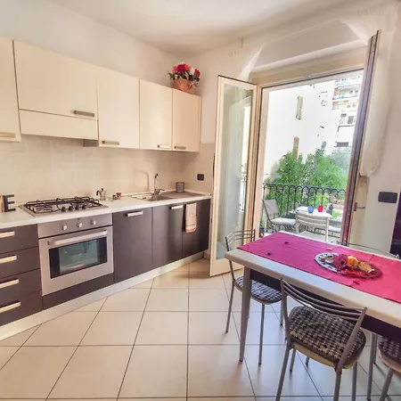Bilocale Damiani A Due Passi Dal Mare بيت للعطل سان بنيديتّو ديل ترونتو